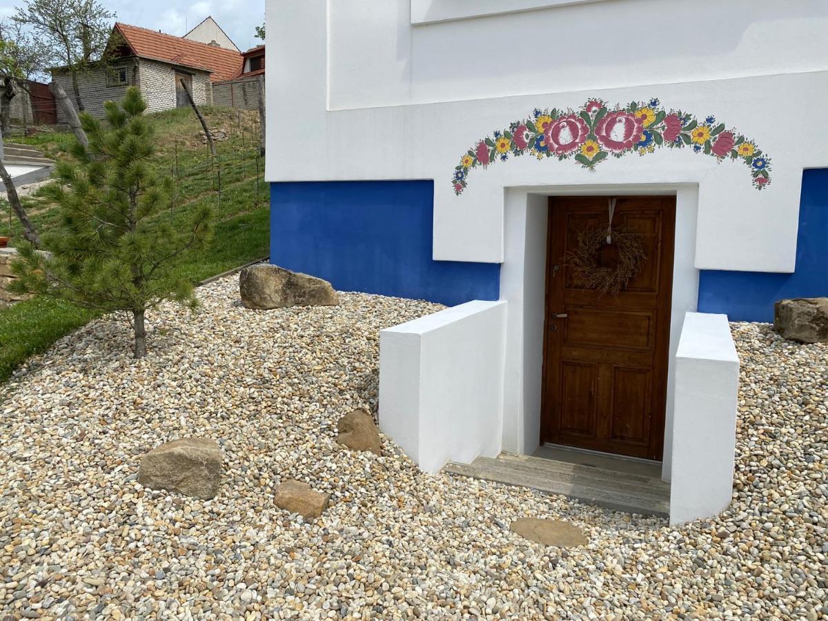Nad Slovackym Sklipkem Villa Tupesy Exterior photo